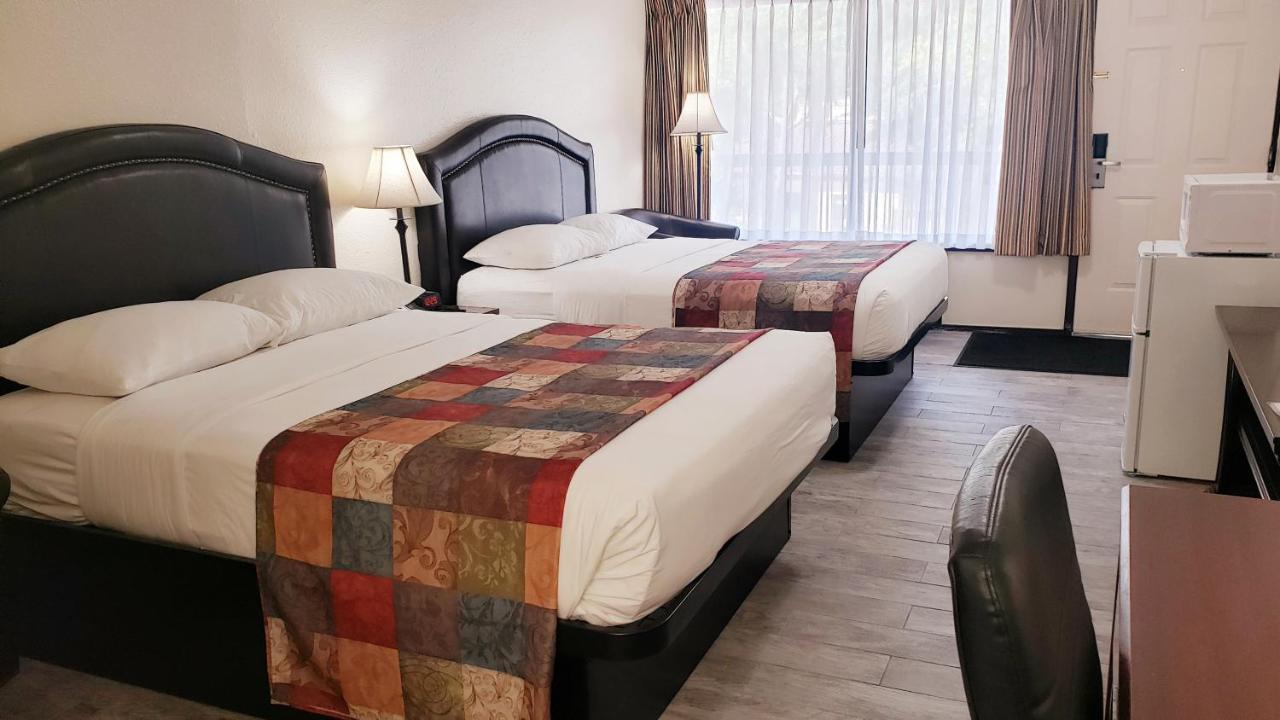 Simple Rewards Inn Гілтон-Гед-Айленд Екстер'єр фото